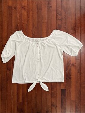 Love + Joy Women’s White Tie Hem Peasant Top Size 1X